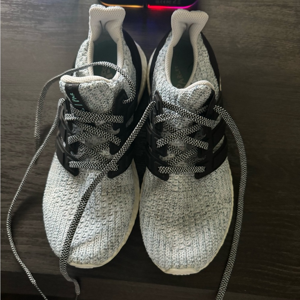 Adidas super boost